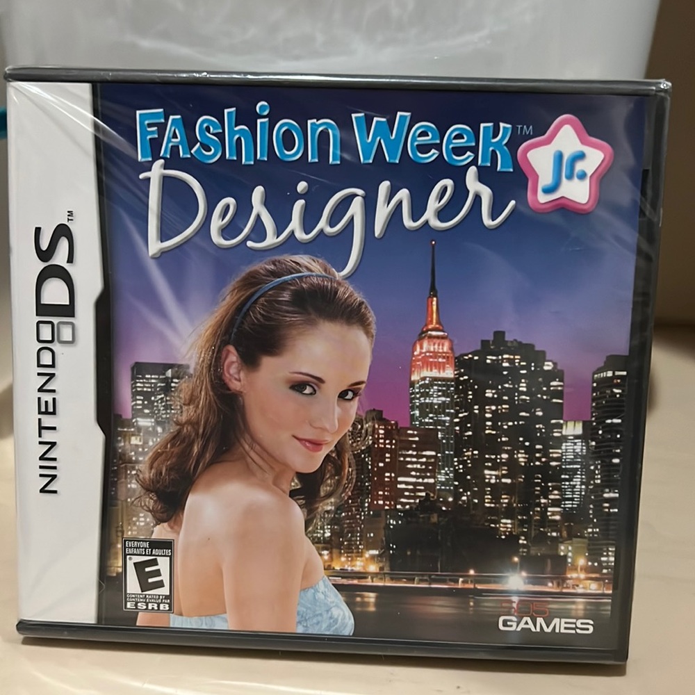 Nintendo DS Fashion Week Designer